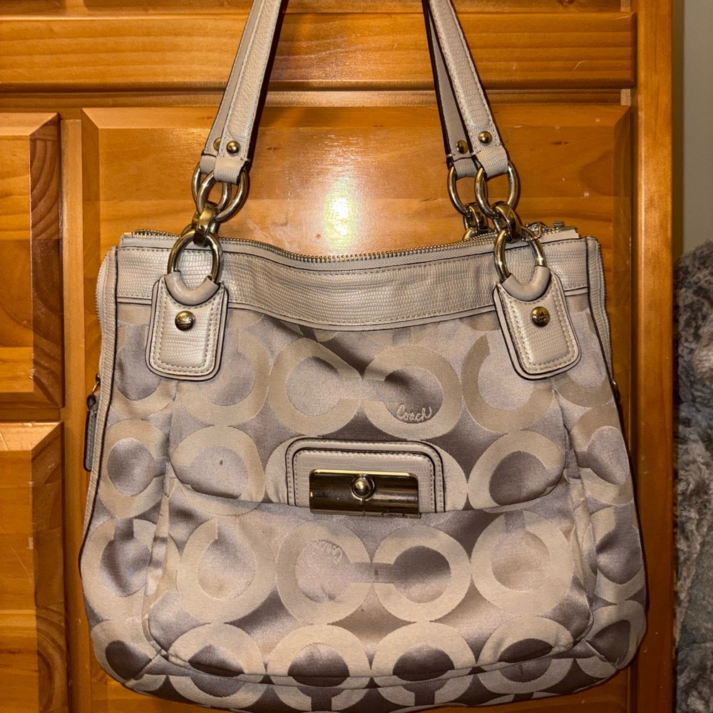 Coach Gray/Silver Shoulder Bag
